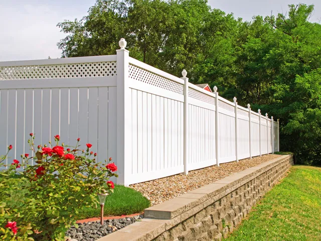 Discover the Practical and Visual Benefits of Installing Vinyl Fencing