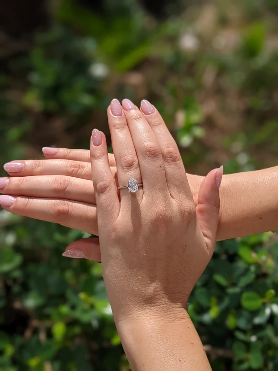 gold oval engagement rings